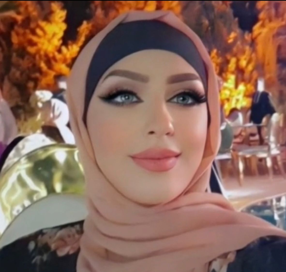 المدربة